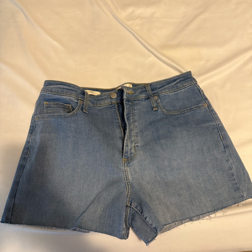 Universal Thread Blue Jeans Classic Denim